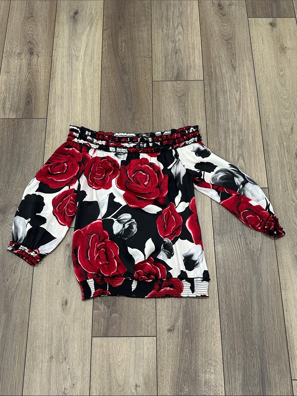 White House Black Market Red Black White Floral Off-Shoulder Blouse